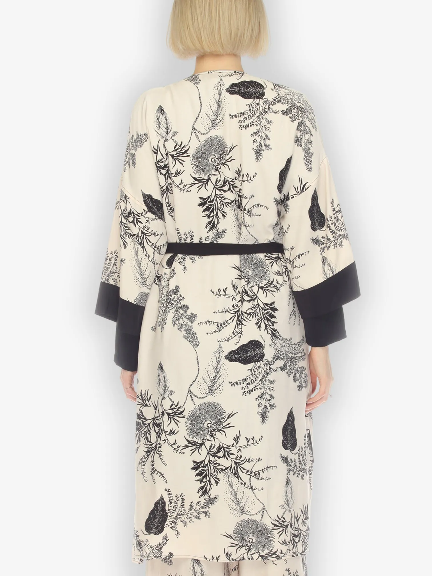 Black and Cream Robe/Duster