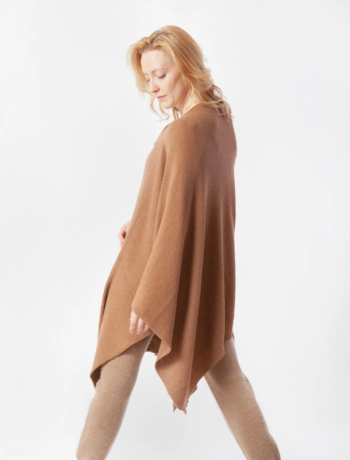 PANDORA PONCHO