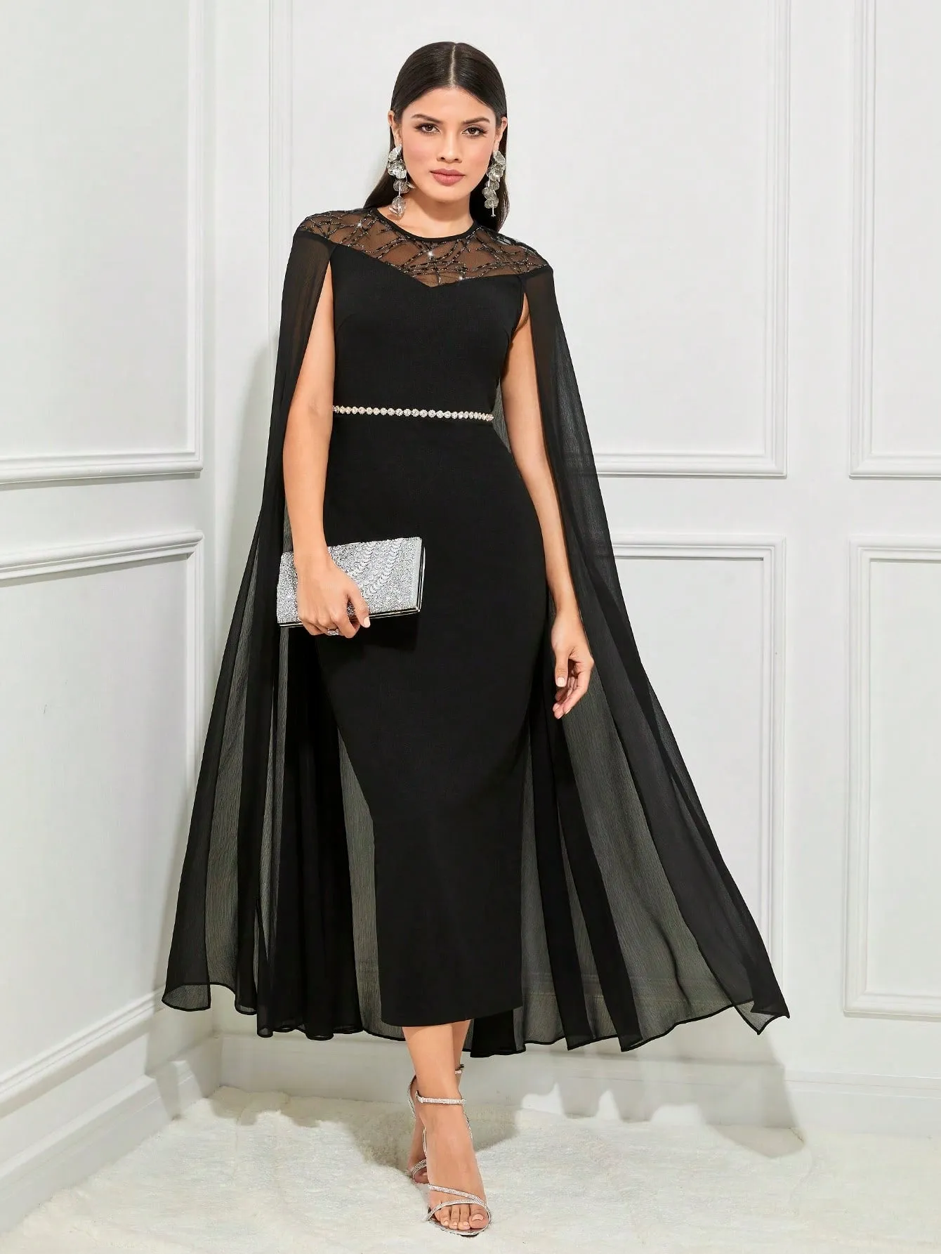 SHEIN Modely Contrast Lace Cloak Sleeve Split Back Dress